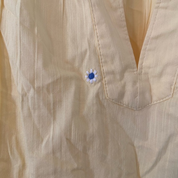 St John's Bay NWT butter yellow embroidered relaxed fit blouse XL - Picture 5 of 8
